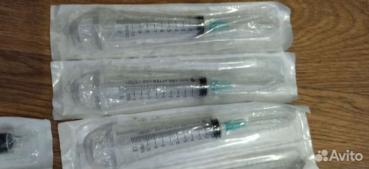 Шприц одноразовый 10 мл