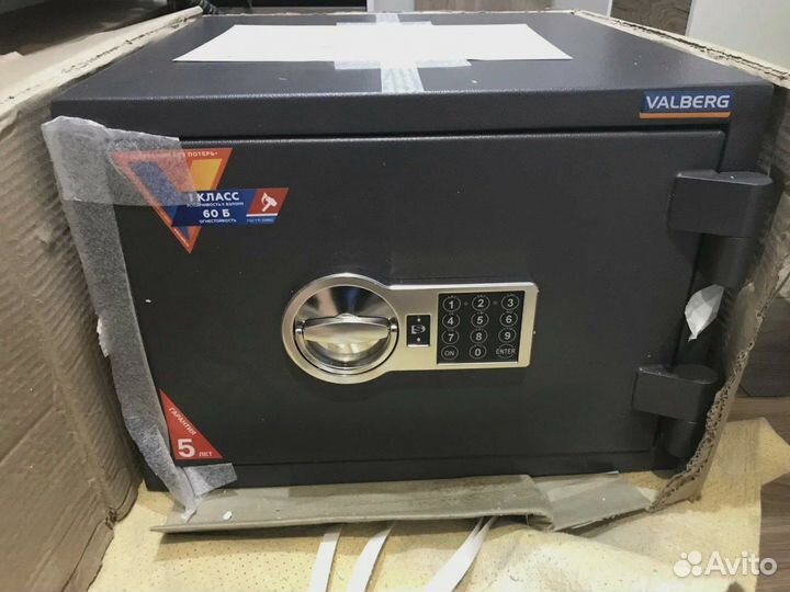 Сейф Valberg Гарант-32 EL
