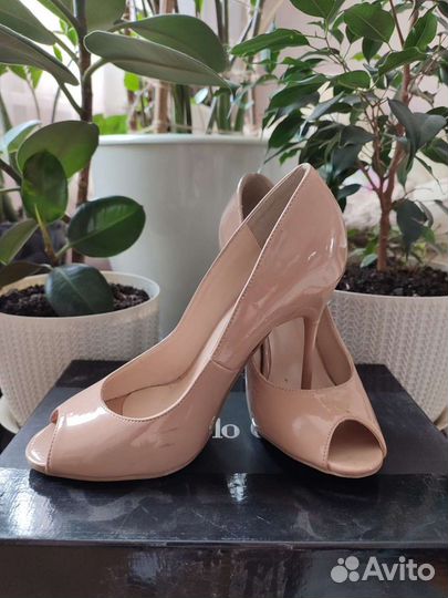 Туфли женские 37 размер бежевые