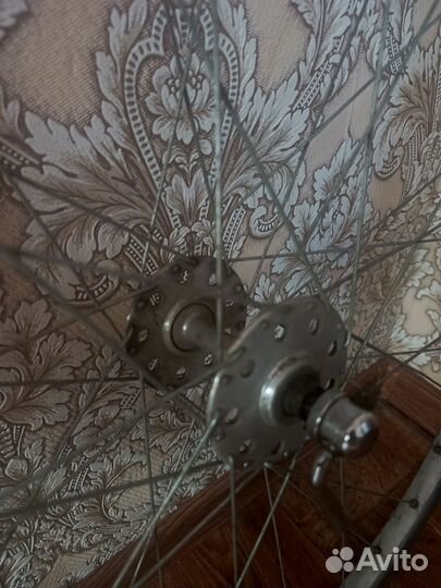 Шоссейные колёса на трубках