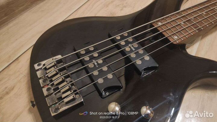 Бас гитара Yamaha RBX375