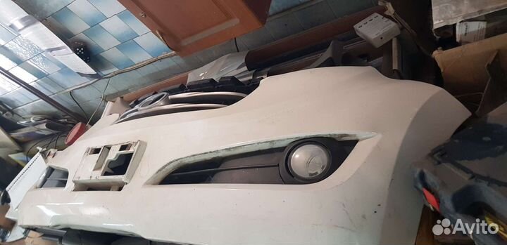 Продам бампер toyota BB