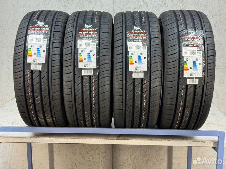 Arivo Ultra ARZ5 205/45 R17