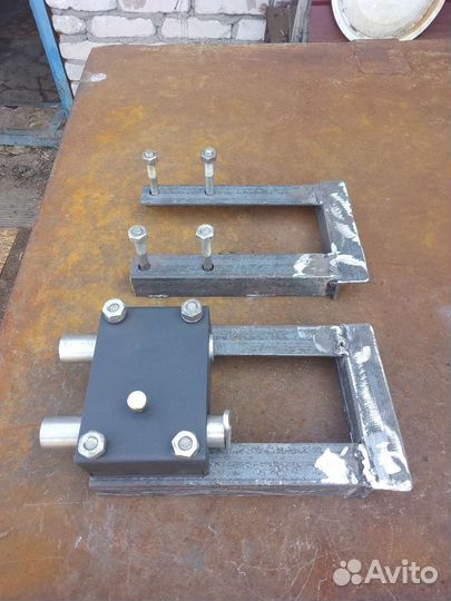 Установка замков в гараже,контейнере