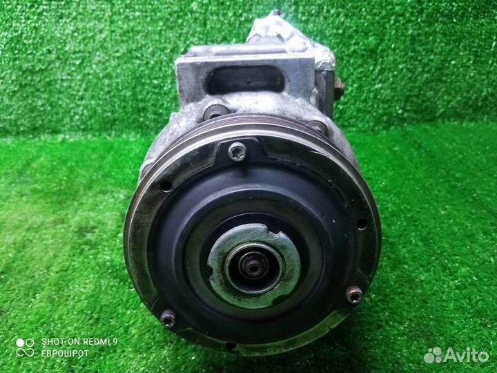 Компрессор кондиционера Volkswagen Passat (B6) (2