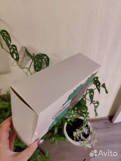 Складная подарочная коробка