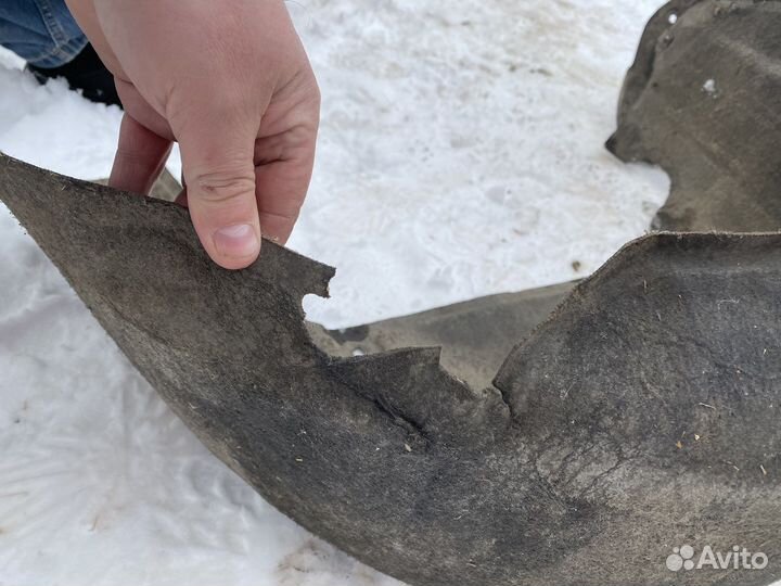 Подкрылок задний левый Ситроен С5 Х7 Седан