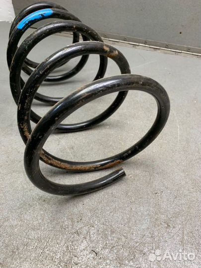 Пружина передняя Nissan Primera P12 1.6 QG16 2003