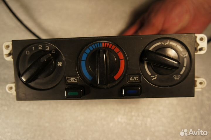 Nissan patrol Y61(98-03) Блок управления отопителя