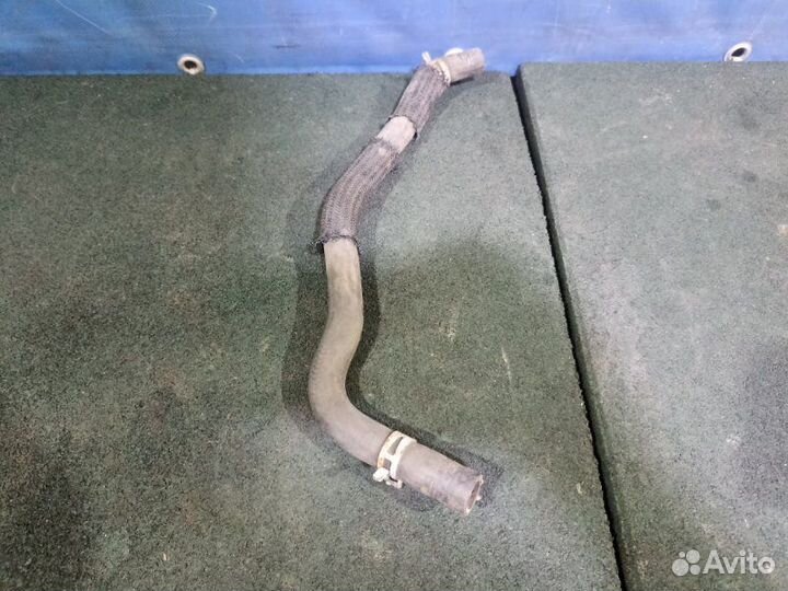 Патрубок системы охлаждения Ford Focus 2 2005-2011