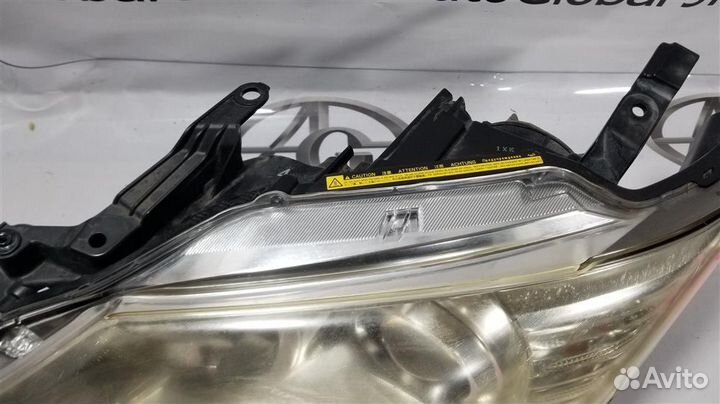 Фара левая Toyota Camry