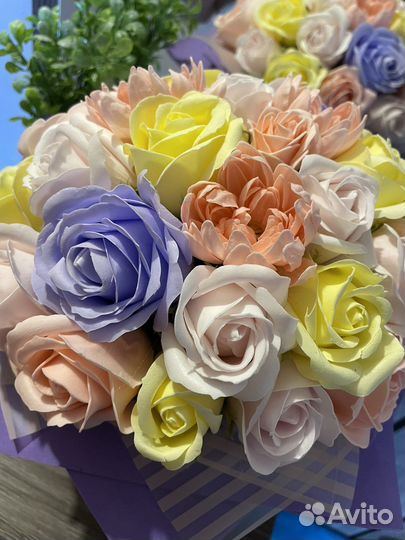 Букет гигант из мыльных роз