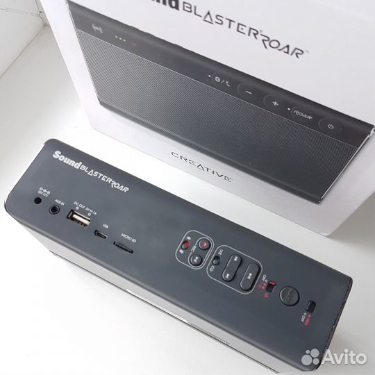 Портативная колонка Creative SoundBlaster Roar