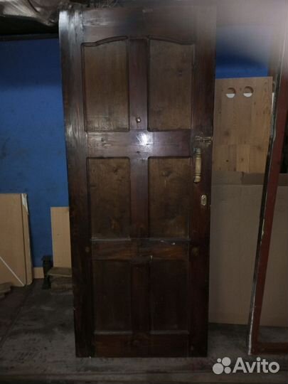 Дверь входная деревянная бу 80