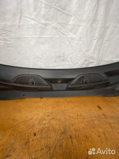 Жабо дворников Jeep Liberty KJ Либерти