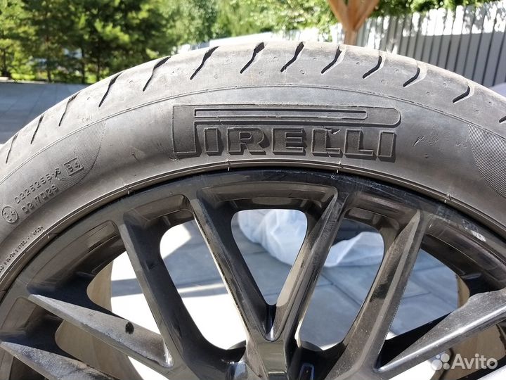 Pirelli P Zero 255/40 R19