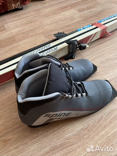 Беговые лыжи