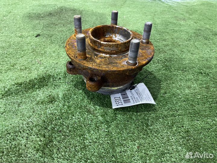 Ступица передняя левая Nissan Teana J32