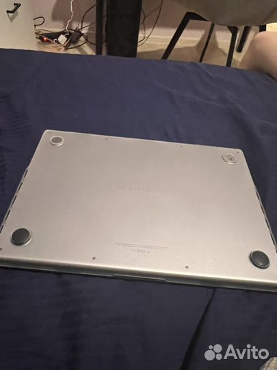 Macbook pro m1pro 14 16 512gb