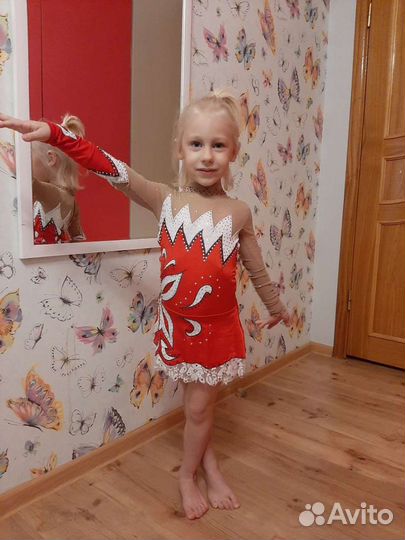 Костюм для художественной гимнастики