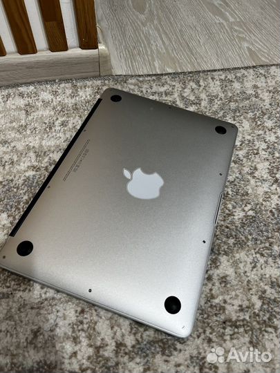 Apple MacBook Air 13 2010