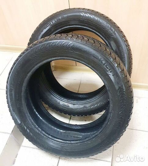 Nokian Tyres Hakkapeliitta 8 215/55 R17 96