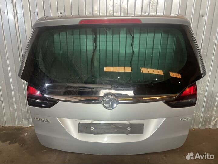 Крышка багажника opel zafira c