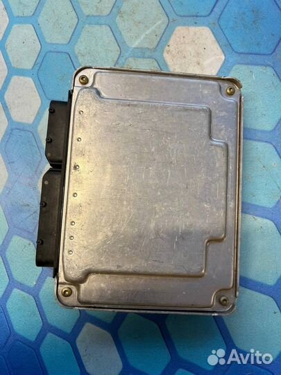 Блок управления двигателем 3B1907401B