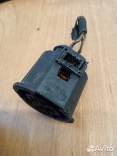 Разъем датчика темп. охл. жидкости, включения