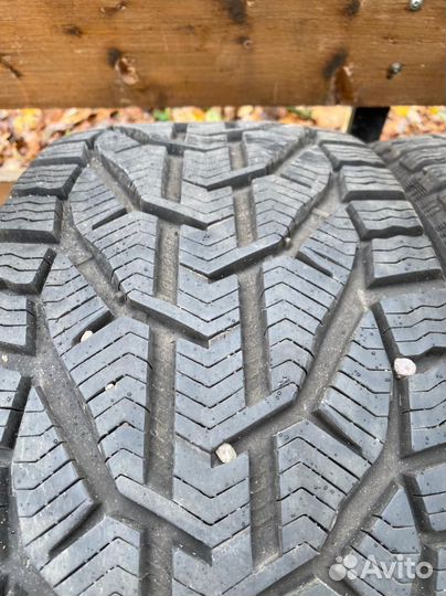 Tigar Winter 235/45 R18