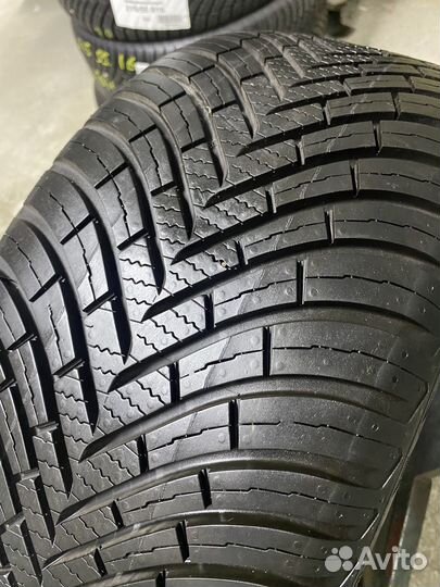 Vredestein QuaTrac 215/45 R16