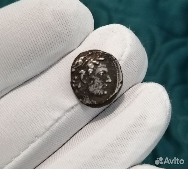 Три Античные монеты драхмы эпохи Александра