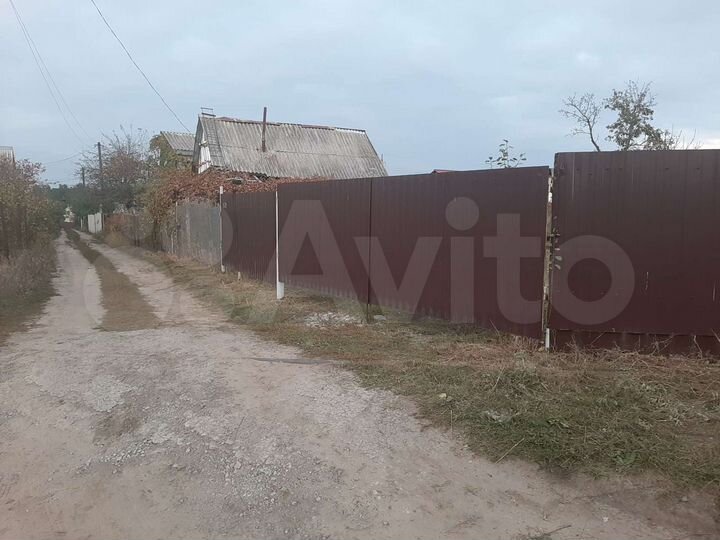 Дача 20 м² на участке 5 сот.