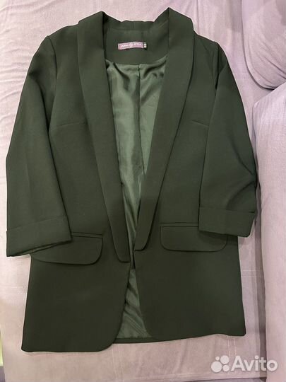 Костюм брючный 42