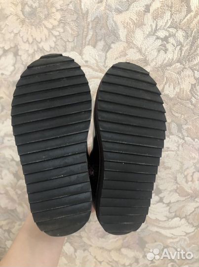 Новые ботинки Zara
