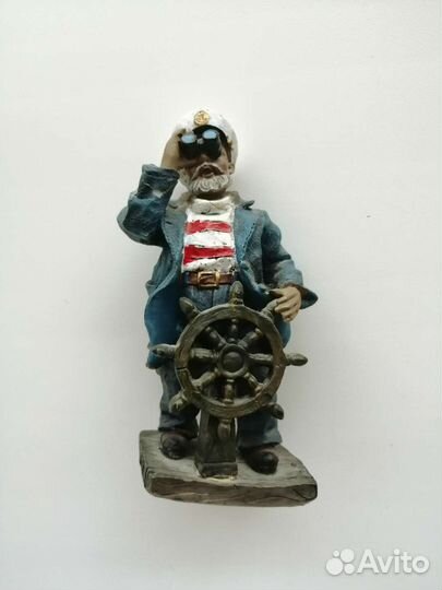 Статуэтка Моряк Капитан за штурвалом