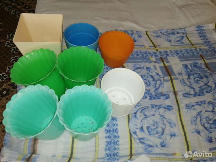 Кашпо, расчески