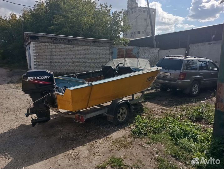 Моторная лодка