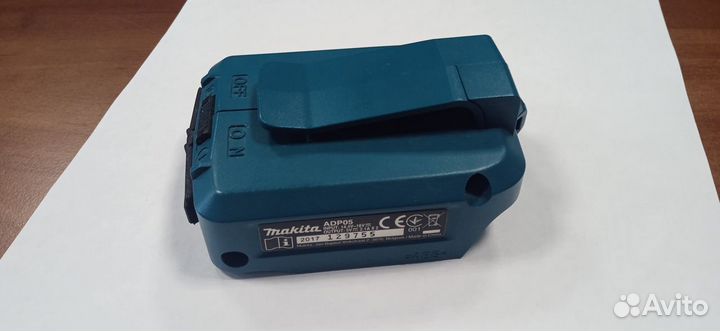 Makita ADP05 USB 5V адаптер (оригинал)