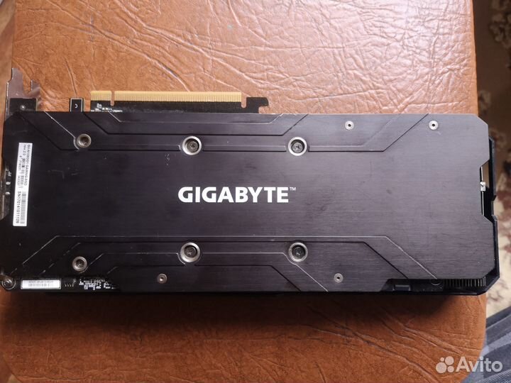 Игровая видюха Gigabyte GTX 1060 на 6 гигов