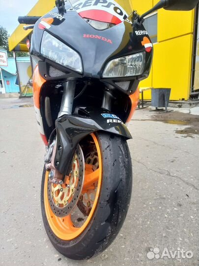 Продам honda cbr1000rr