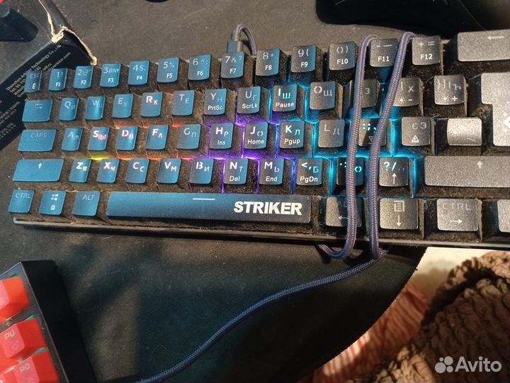 Клавиатура defender striker