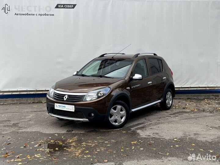 Renault Sandero Stepway 1.6 AT, 2014, 31 400 км