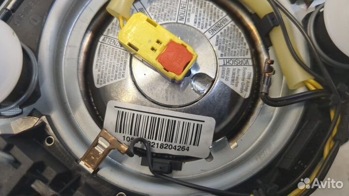 Подушка безопасности водителя Volkswagen Touran, 2