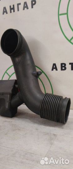 Патрубок воздушного фильтра Bmw X5 E53 SVA M54B30