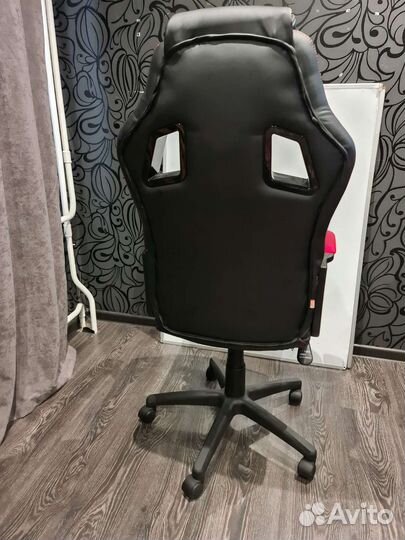 Компьютерное кресло