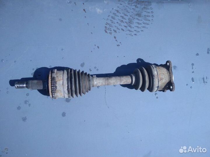 Б/У Вал приводной (Полуось) В хорошем состоянии
