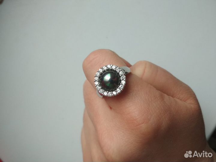 Серебряное кольцо с фианитами