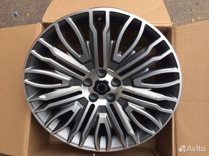 Диски новые литые R22 5*120 на Range Rover