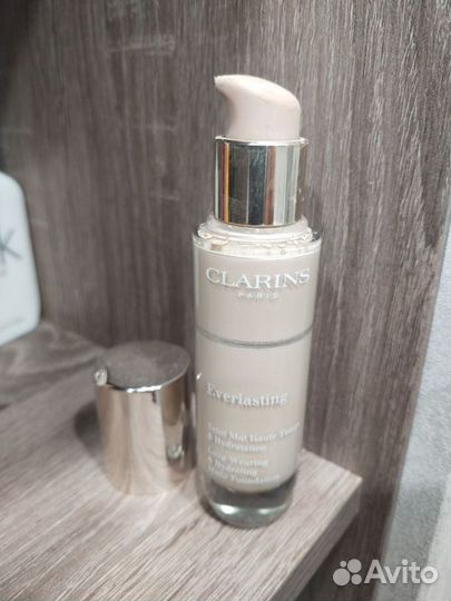 Clarins тональный крем. Everlasting